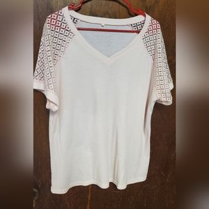 Light pink t-shirt from Amazon